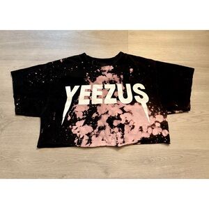Rare Women’s yeezus Due Date brand 2016-2017 t shirt sz med crop top Bleach
